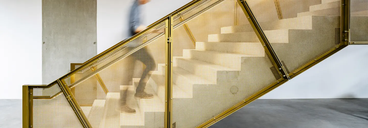 Projekte_GS-Nord Königsbrunn_Treppe