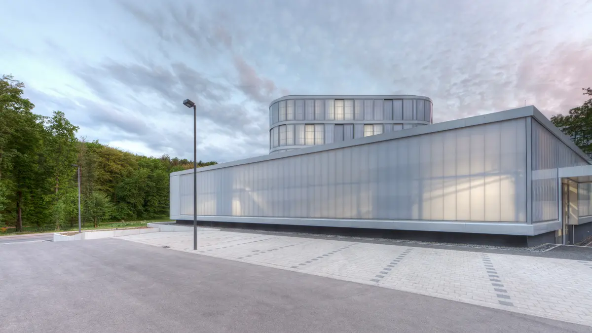 Projekte_Saarbrücken_IZFP_Fassade