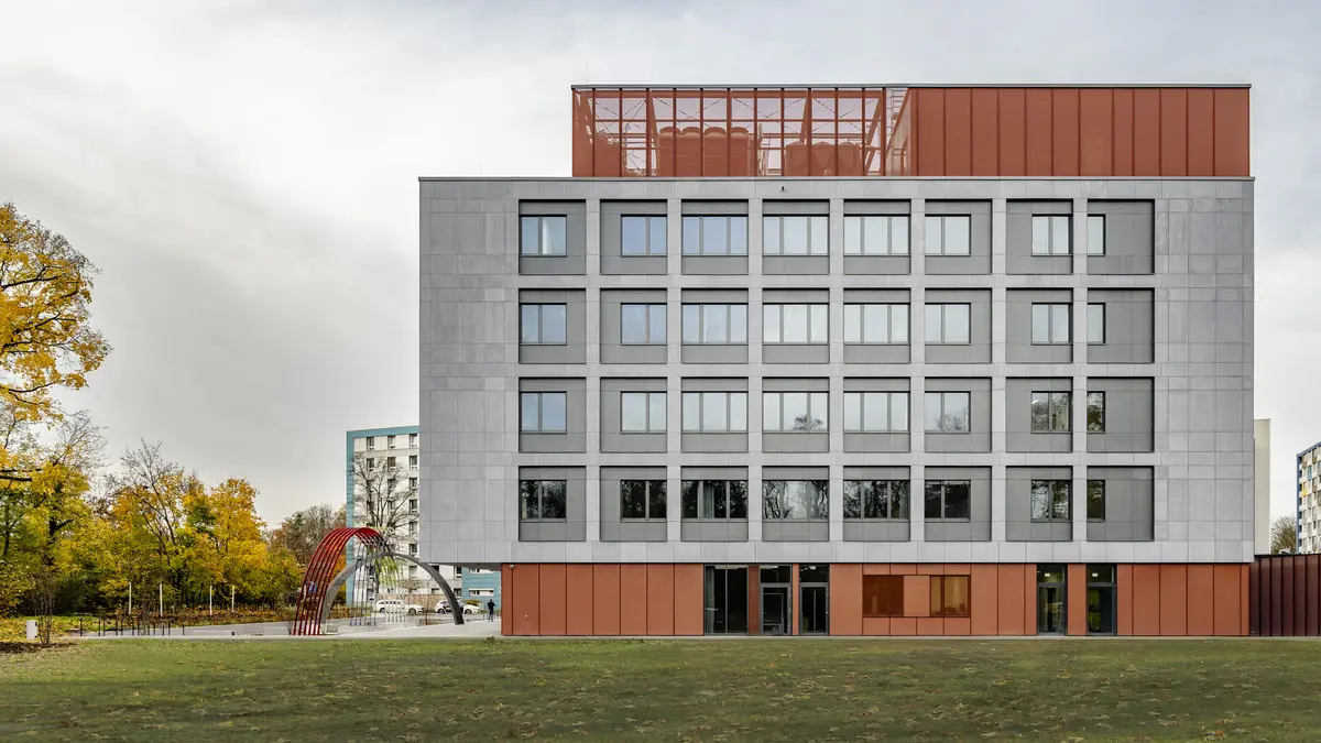 Außenansicht ITMP Frankfurt Landschaftsarchitektur