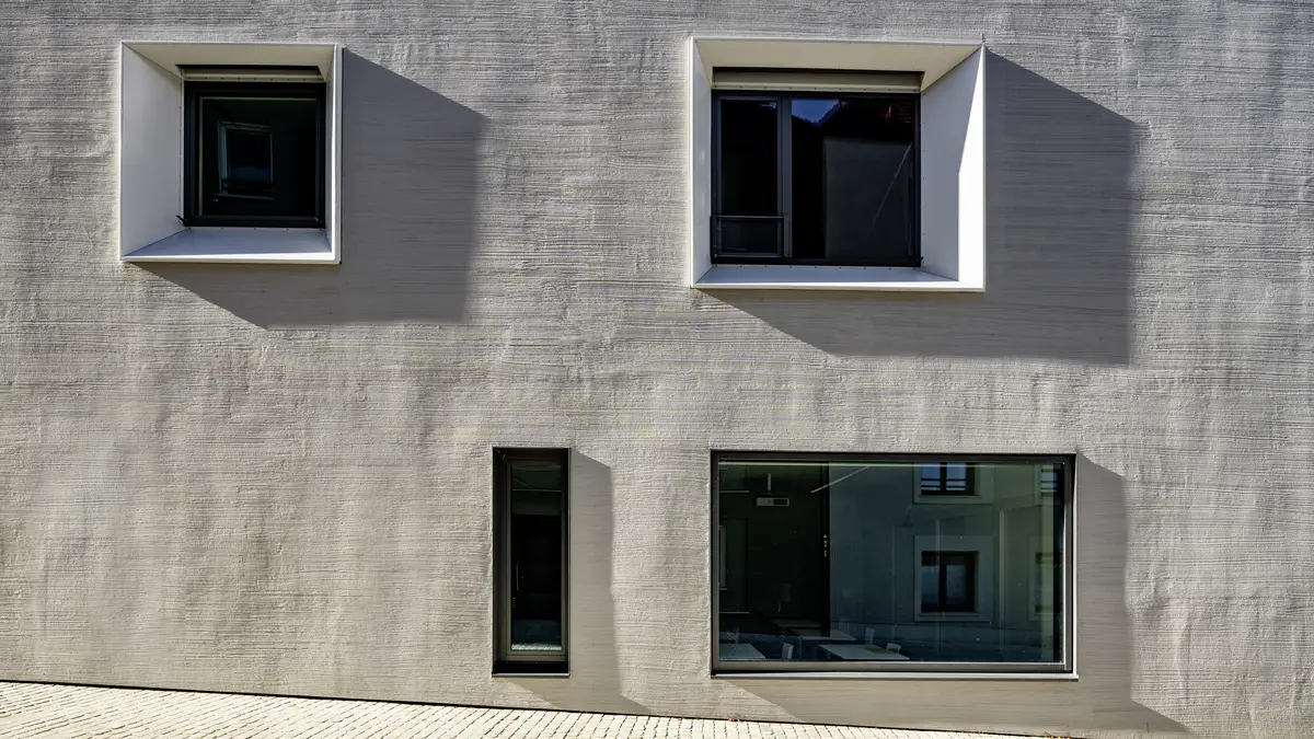 Projekte_Bavariathek_Regensburg_Fenster Fassade