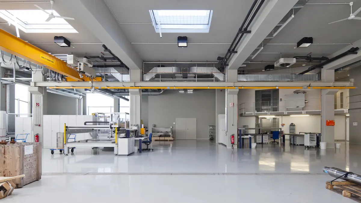 Projekte_Saarbrücken_IZFP_Werkhalle