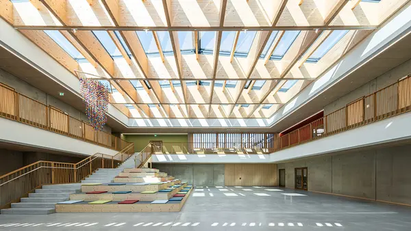 Innenanlage der Grundschule Burlafingen