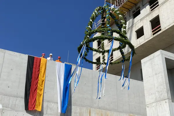 Aktuelles_STW_Grundstein