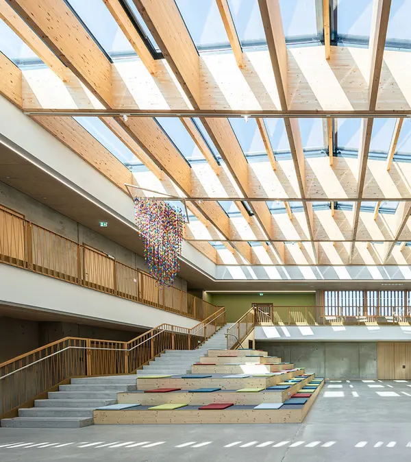 Innenanlage der Grundschule Burlafingen