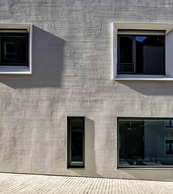 Projekte_Bavariathek_Regensburg_Fenster Fassade